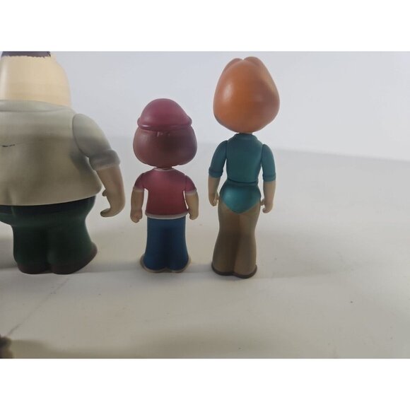 Family Guy Action Figures MEZCO 2006 Peter Meg Chris Brian Lois Stewie Lot of 7 - Picture 7 of 8